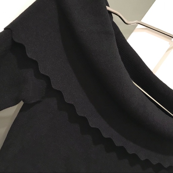 Super Soft Off-Shoulder Scallop Edge Top - NWTags - Picture 3 of 10